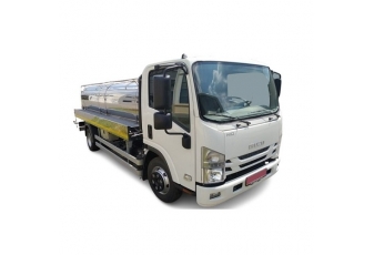 Молоковози на шасі Isuzu