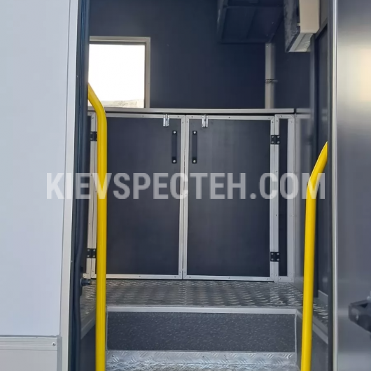 Мобильная шиномонтажная мастерская на базе MERCEDES-Benz Atego