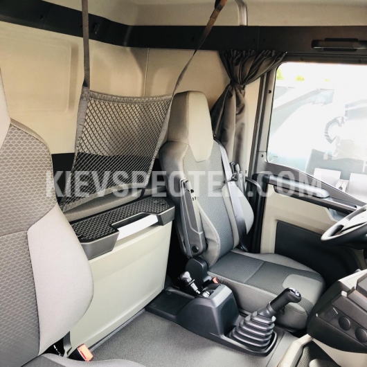 Бортовий тентований автомобіль MAN TGM 18.250 4x2