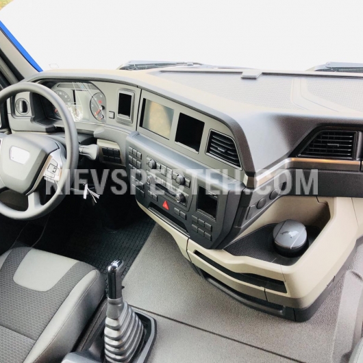 Бортовий тентований автомобіль MAN TGM 18.250 4x2