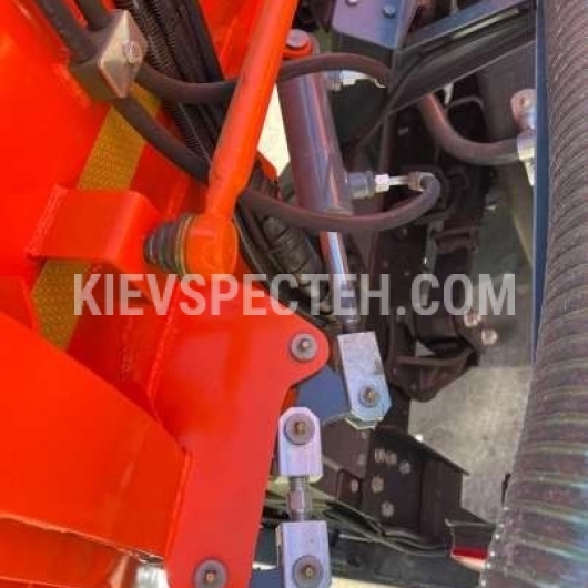 Муловсмоктувальна машина КСТ-12 на базі Renault K440 6х4