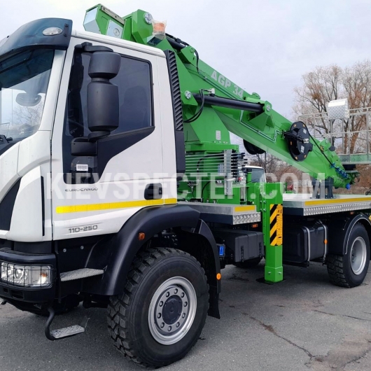 Автогідропідіймач DASAN DS340 на IVECO Eurocargo