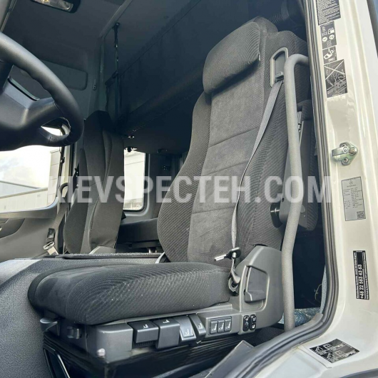 Кабина Mercedes Atego 1324 4X4