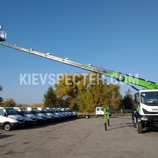 Автогідропідіймач DASAN DS300 на IVECO Eurocargo ML110-250 4x4