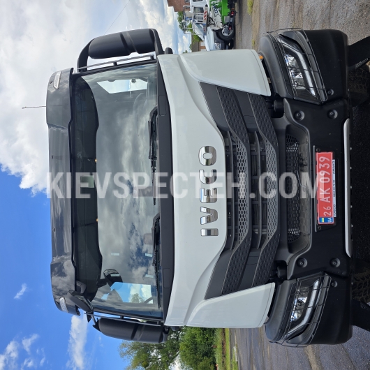 Бортовой автомобиль IVECO T-WAY AD380T43W 6×6 из КМУ FASSI F415A.2