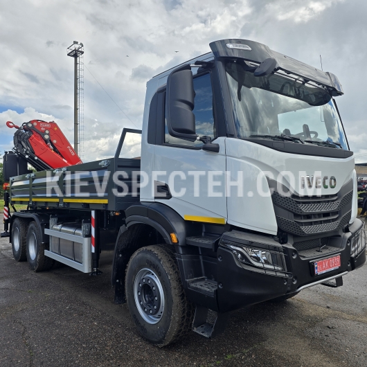 Бортовой автомобиль IVECO T-WAY AD380T43W 6×6 из КМУ FASSI F415A.2