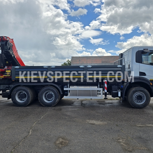 Бортовой автомобиль IVECO T-WAY AD380T43W 6×6 из КМУ FASSI F415A.2