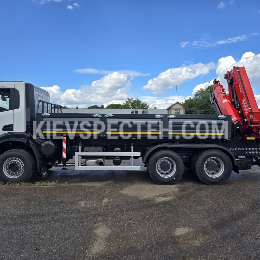 Бортовой автомобиль IVECO T-WAY AD380T43W 6×6 из КМУ FASSI F415A.2