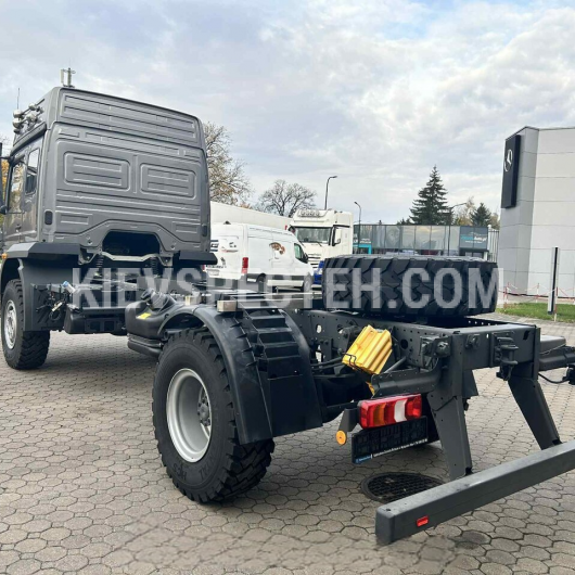 Шасси Mercedes Atego 1324 4X4