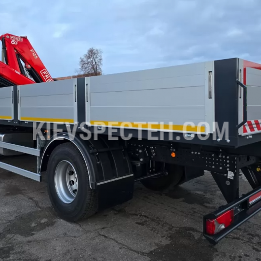 Бортовой грузовик IVECO Eurocargo ML180E28-E5 с КМУ FASSI F135A.0.23