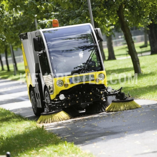 Комунальна машина Karcher ICC