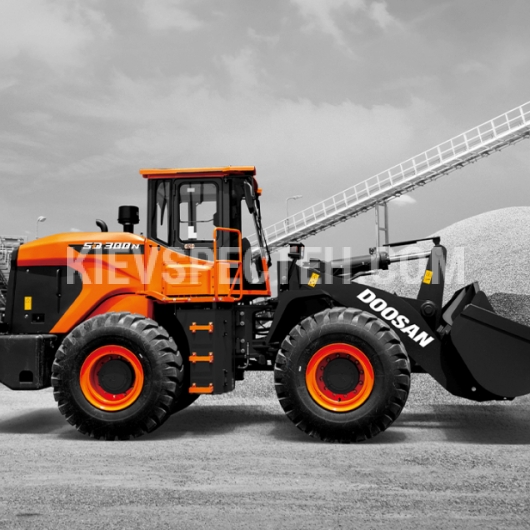 Фронтальний навантажувач Develon DISD SD300N