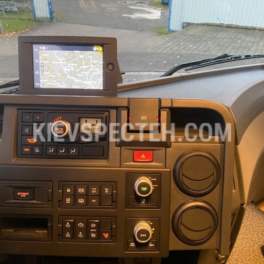 Молоковоз 12 м3 на шасі Renault K440