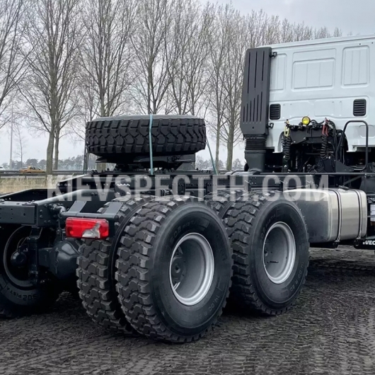 Тягач IVECO T-WAY AТ720Т48W (6х6)