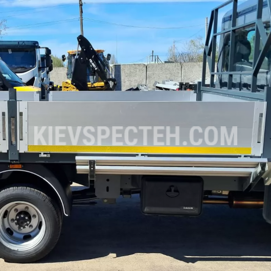 Бортовой автомобиль на шасси RENAULT MASTER