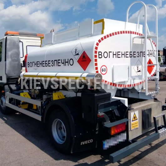 Автопаливозаправник АПЗ-4 на базі IVECO EuroCargo 70 2 секції