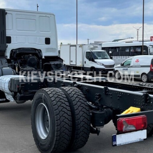 Сміттєвоз із заднім завантаженням СВ-505.1  на шасі  IVECO T-WAY AD190T34W Р 4х4