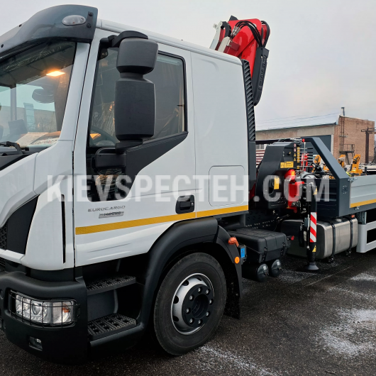 Бортовой грузовик-эвакуатор IVECO Eurocargo ML140E28 с КМУ FASSI F130AT