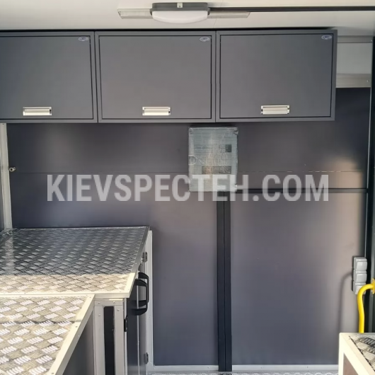 Мобильная шиномонтажная мастерская на базе MERCEDES-Benz Atego