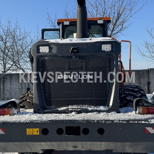 Фронтальний навантажувач Develon DL420-2