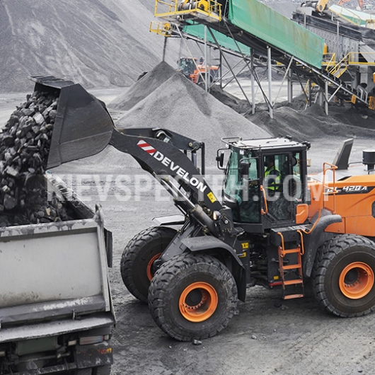 Фронтальний навантажувач Develon DL420A-7M