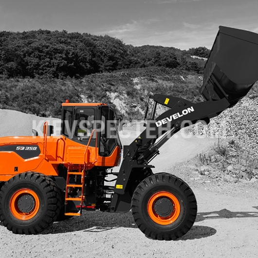 Фронтальний навантажувач Develon DISD SD350