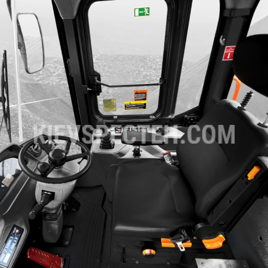 Фронтальний навантажувач Develon DISD SD350