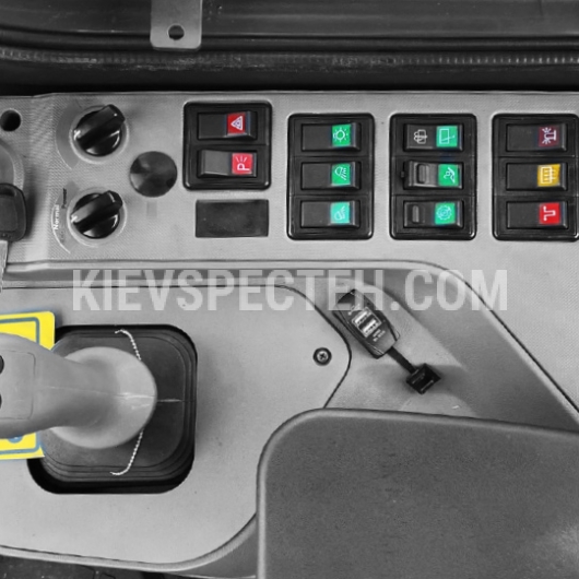 Фронтальний навантажувач Develon DISD SD350