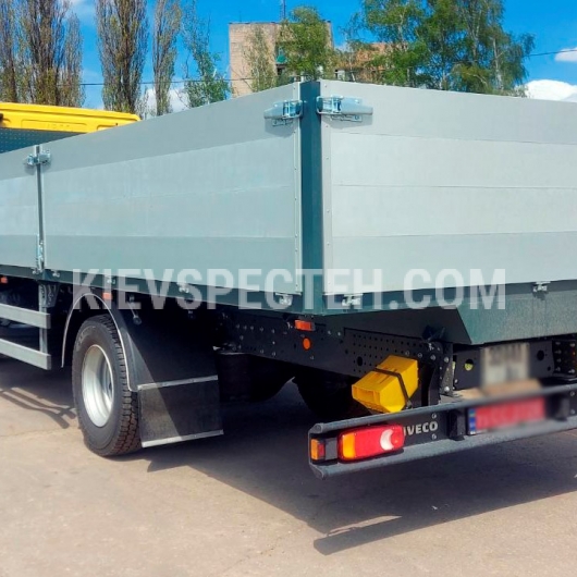 Бортовой грузовик на шасси Iveco EuroCargo ML 100Е