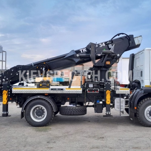 Автогідропідіймач DASAN DS340 на IVECO Eurocargo