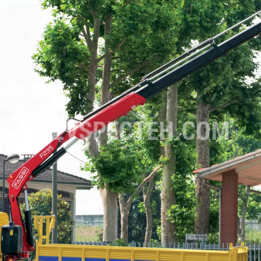 Кран-манипулятор FASSI F235A e-active