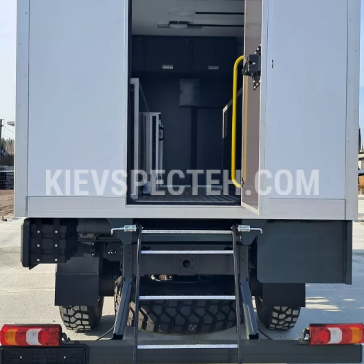 Мобильная шиномонтажная мастерская на базе MERCEDES-Benz Atego