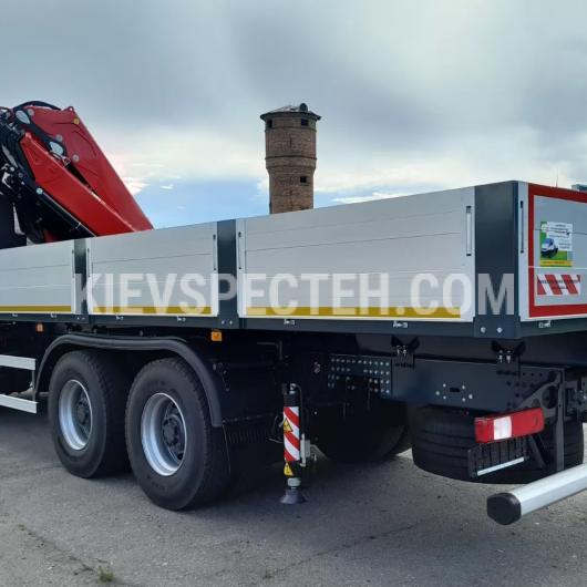 Бортовой автомобиль на базе RENAULT TRUCKS C P6X4 13L E5 из КМУ FASSI F365A.2.24