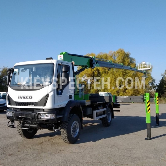 Автогідропідіймач DASAN DS300 на IVECO Eurocargo ML110-250 4x4