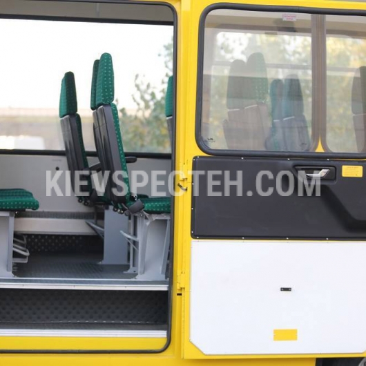 Спеціалізований шкільний автобус ISUZU D093S201