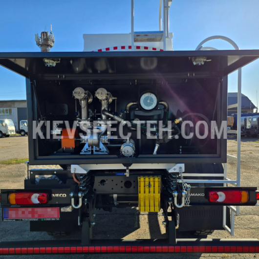Автопаливозаправник АПЗ-5 на базі IVECO EUROCARGO ML110-250 4x4 1 секція
