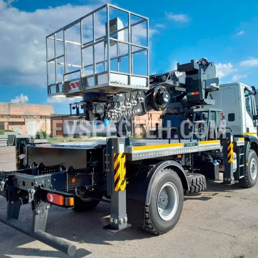 Автогідропідіймач DASAN CT290EX на IVECO Eurocargo ML110 4x4