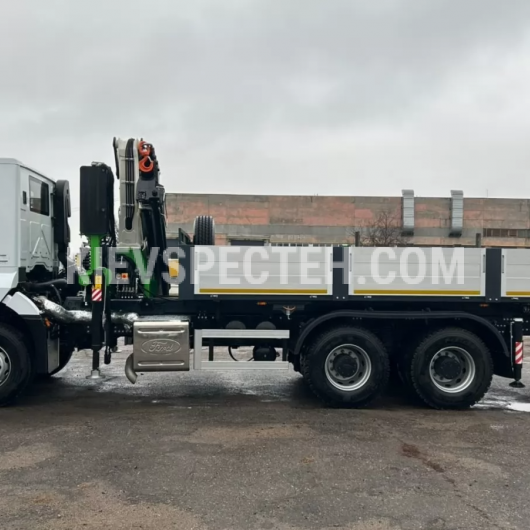 Бортовой автомобиль FORD Trucks 3333 DC з КМУ COMET XC 3500 А3