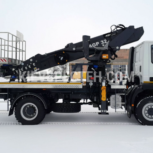 Автогідропідіймач DASAN CT320EX на IVECO Eurocargo ML 110-250