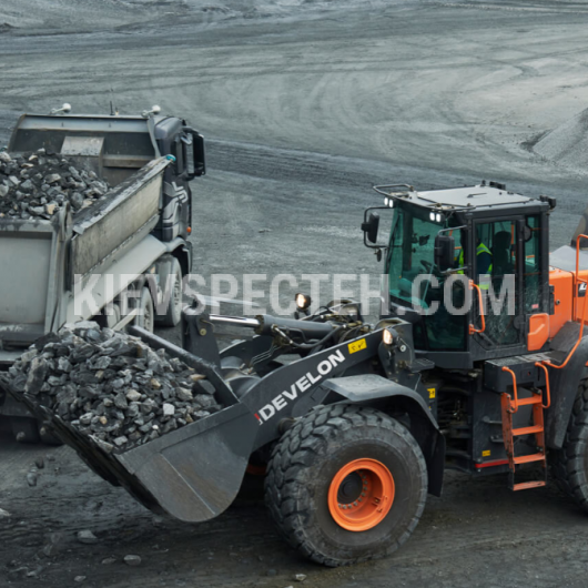 Фронтальний навантажувач Develon DL420A-7M