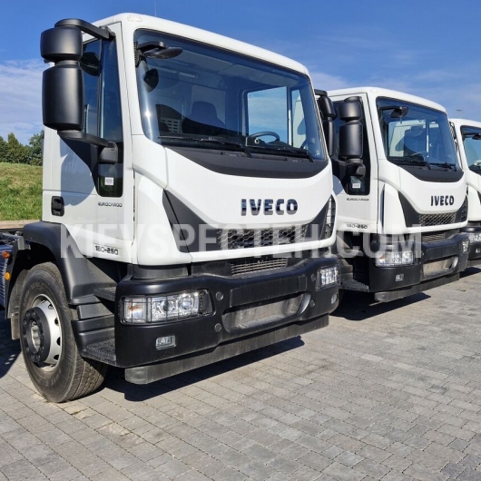 Машина дорожня комбінована МДК-6 на базі Iveco EuroCargo ML 180Е 4х2