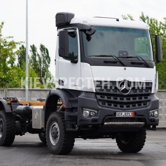 Шасси Mercedes-Benz Arocs 3333