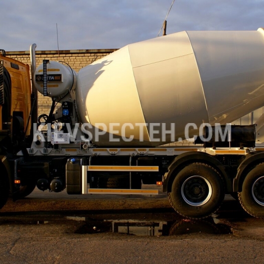 Автобетонозмішувач 9 м3 в на шасі Renault K440 6х4