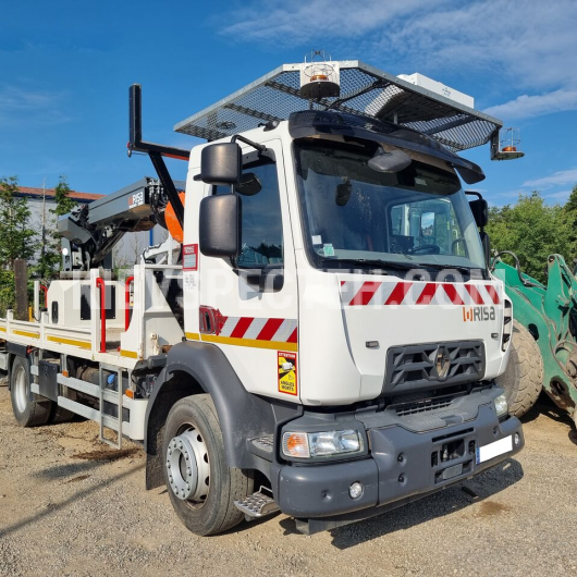 Бурильно-крановая машина S.Risa AS Risa G2T на шасси Renault Trucks D240