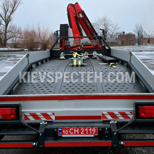 Бортовой грузовик-эвакуатор IVECO Eurocargo ML140E28 с КМУ FASSI F130AT