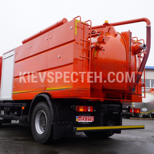 Комбинированная коммунальная машина СБМ КО-503ІВК-28 на базе JAC N200