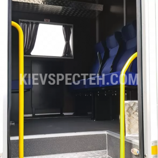 Вахтенный автобус на базе полноприводного грузового шасси IVECO EuroCargo ML110E25W