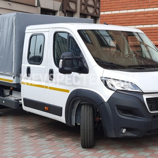 Бортовой автомобиль Peugeot Boxer с тентом 7 мест