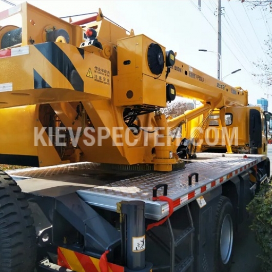 Автокран 8 тонн XCMG XCT8L4 на шасі FAW або Dongfeng