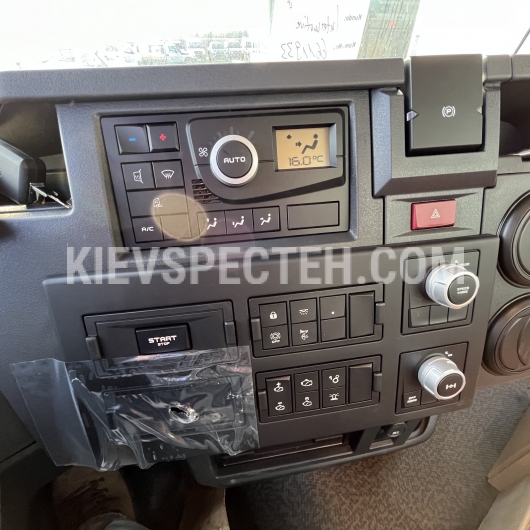 Шасі RENAULT TRUCKS K P6X6